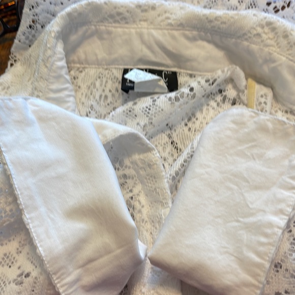 INC. International concepts lace vintage top-perfect condition-lined collar-cuff - Picture 7 of 7